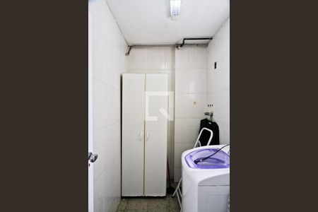 Apartamento à venda com 196m², 3 quartos e 1 vagaÁrea de Serviço