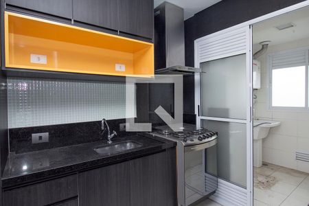 Cozinha de apartamento para alugar com 2 quartos, 58m² em Barra Funda, São Paulo