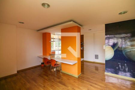 Apartamento à venda com 103m², 3 quartos e 2 vagasSalão de leitura