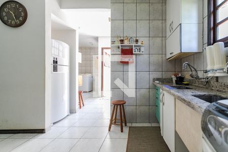 Casa para alugar com 306m², 3 quartos e 4 vagasCozinha