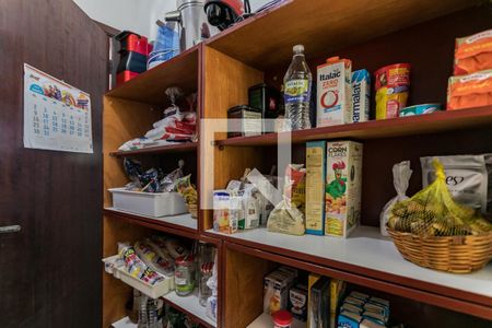 Casa para alugar com 306m², 3 quartos e 4 vagasDispensa