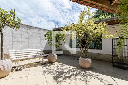 Casa para alugar com 306m², 3 quartos e 4 vagasÁrea Externa