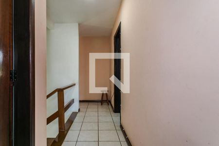 Casa para alugar com 306m², 3 quartos e 4 vagasCorredor