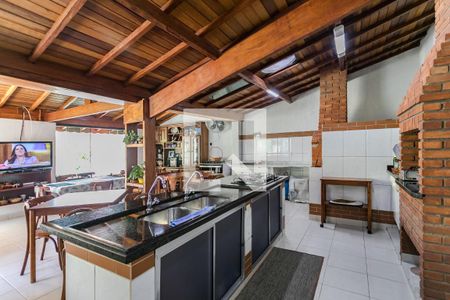 Casa para alugar com 306m², 3 quartos e 4 vagasCozinha - Espaço Gourmet