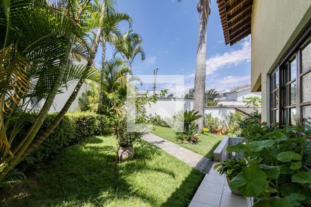 Casa para alugar com 306m², 3 quartos e 4 vagasÁrea Externa