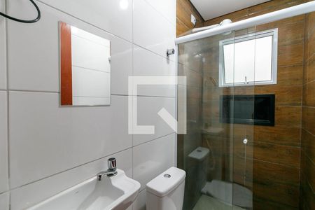 Banheiro de kitnet/studio para alugar com 1 quarto, 32m² em Jardim Aricanduva, São Paulo