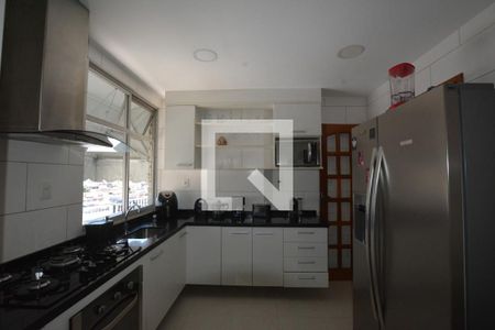 Apartamento para alugar com 57m², 2 quartos e 1 vagaCozinha e Área de Serviço