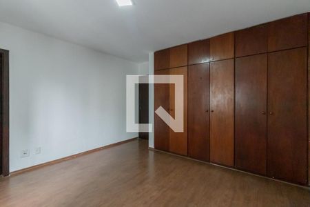 Apartamento à venda com 200m², 4 quartos e 3 vagasQuarto 1 - Suíte