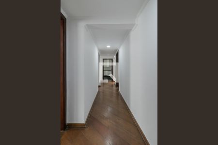 Apartamento à venda com 200m², 4 quartos e 3 vagasCorredor