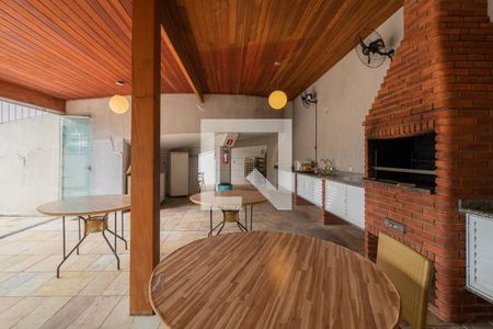 Apartamento à venda com 200m², 4 quartos e 3 vagasChurrasqueira