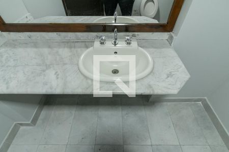 Apartamento à venda com 200m², 4 quartos e 3 vagasBanheiro Social