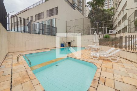 Apartamento à venda com 200m², 4 quartos e 3 vagasPiscina