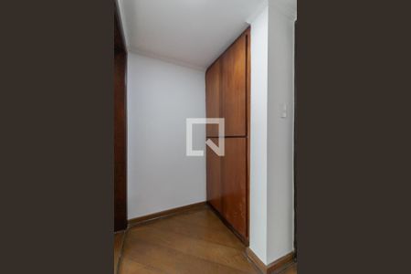 Apartamento à venda com 200m², 4 quartos e 3 vagasCorredor