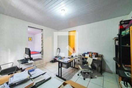 Casa à venda com 196m², 5 quartos e 2 vagasQuarto 2 - suite