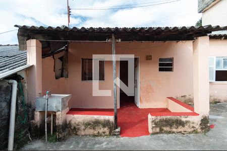 Casa para alugar com 70m², 2 quartos e sem vagaFachada