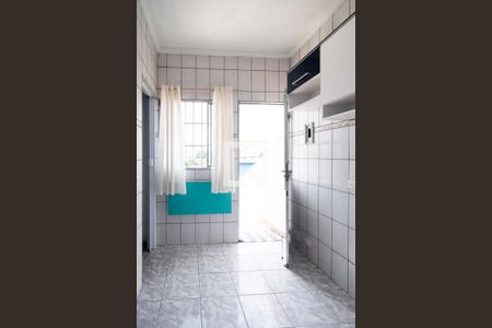 Casa à venda com 220m², 4 quartos e 2 vagas Casa à venda com 220m², 4 quartos e 2 vagasEdícula Cozinha