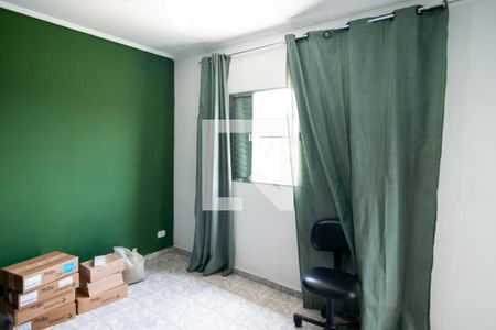 Casa à venda com 220m², 4 quartos e 2 vagas Casa à venda com 220m², 4 quartos e 2 vagasEdícula Quarto - Suíte