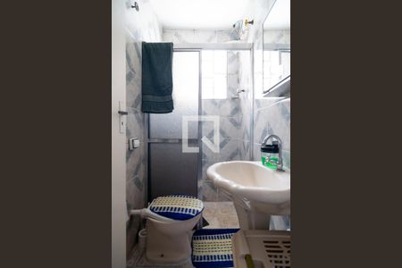 Casa à venda com 220m², 4 quartos e 2 vagas Casa à venda com 220m², 4 quartos e 2 vagasBanheiro Quarto 3 - Suíte