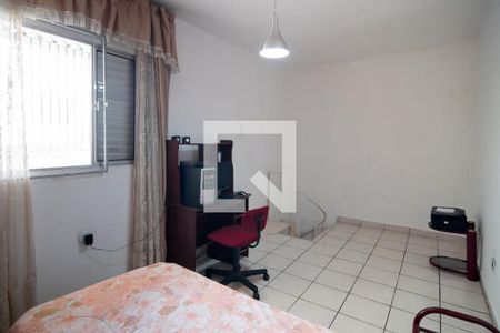 Casa à venda com 220m², 4 quartos e 2 vagas Casa à venda com 220m², 4 quartos e 2 vagasQuarto 3 - Suíte