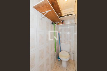 Banheiro de Serviço de apartamento para alugar com 2 quartos, 62m² em Vila Guilherme, São Paulo