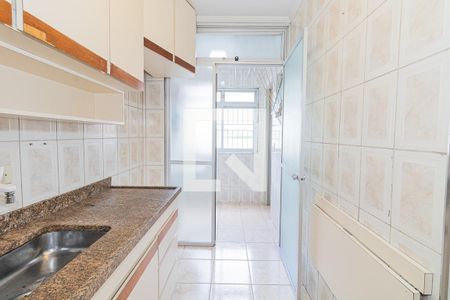 Cozinha de apartamento para alugar com 2 quartos, 62m² em Vila Guilherme, São Paulo