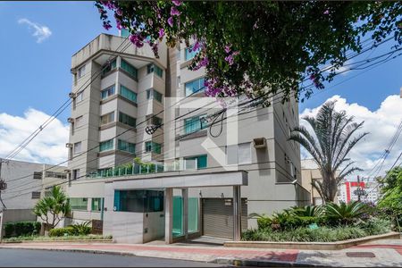 Apartamento para alugar com 68m², 2 quartos e 2 vagasFachada