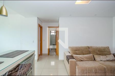 Apartamento para alugar com 68m², 2 quartos e 2 vagasSala