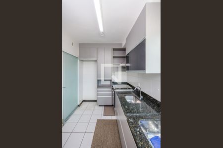 Apartamento para alugar com 68m², 2 quartos e 2 vagasCozinha
