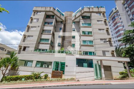 Apartamento para alugar com 68m², 2 quartos e 2 vagasFachada