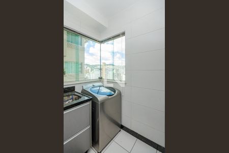 Apartamento para alugar com 68m², 2 quartos e 2 vagasÁrea de Serviço