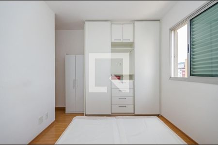 Apartamento para alugar com 68m², 2 quartos e 2 vagasSuíte