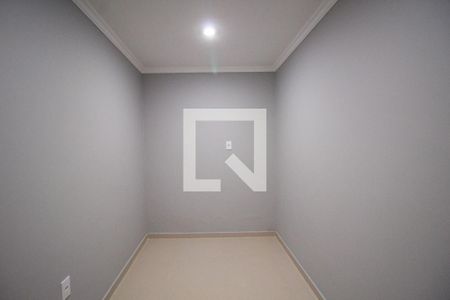 Casa de condomínio à venda com 300m², 5 quartos e 2 vagasCloset da Suíte 2