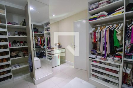 Casa de condomínio à venda com 300m², 5 quartos e 2 vagasCloset da Suíte 5