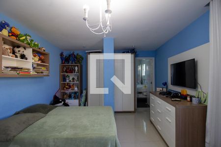 Casa de condomínio à venda com 300m², 5 quartos e 2 vagasSuíte 4