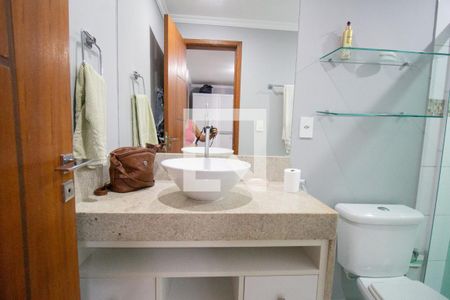 Casa de condomínio à venda com 300m², 5 quartos e 2 vagasBanheiro da Suíte 1