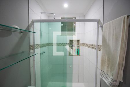 Casa de condomínio à venda com 300m², 5 quartos e 2 vagasBanheiro da Suíte 1