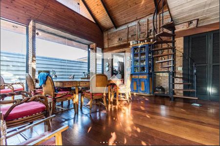 Sala de casa à venda com 5 quartos, 405m² em Alto de Pinheiros, São Paulo