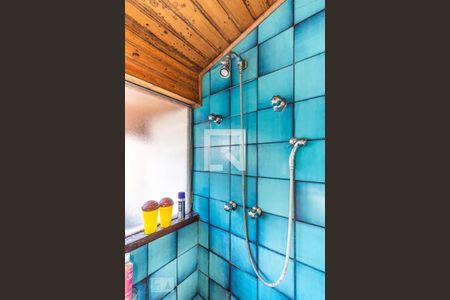 Casa à venda com 405m², 5 quartos e 4 vagas Casa à venda com 405m², 5 quartos e 4 vagasSuíte 1 - Banheiro