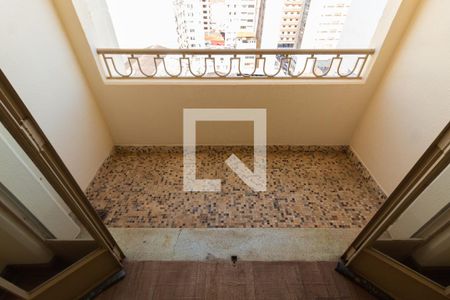 Apartamento para alugar com 150m², 3 quartos e sem vagaSacada do Quarto 3