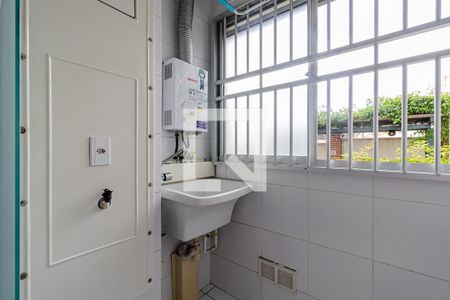 Apartamento à venda com 58m², 2 quartos e 1 vagaÁrea de Serviço