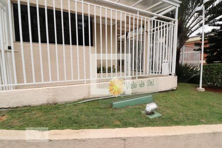 Apartamento para alugar com 90m², 3 quartos e 1 vaga Apartamento para alugar com 90m², 3 quartos e 1 vagaFachada