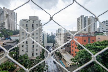 Sala - Varanda Vista de apartamento para alugar com 1 quarto, 50m² em Sumaré, São Paulo