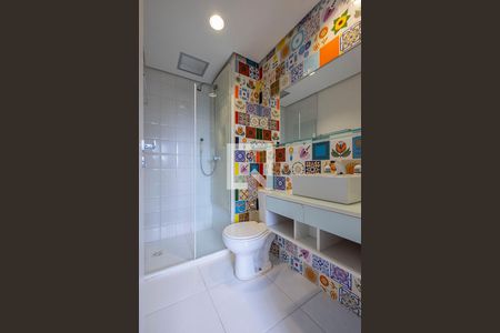 Suíte - Banheiro de apartamento para alugar com 1 quarto, 50m² em Sumaré, São Paulo