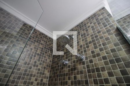Apartamento à venda com 67m², 2 quartos e 1 vagaChuveiro