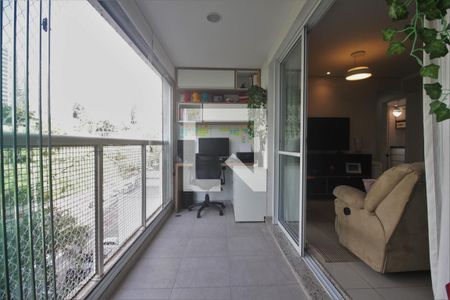 Apartamento à venda com 67m², 2 quartos e 1 vagaVaranda