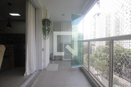 Apartamento à venda com 67m², 2 quartos e 1 vagaVaranda