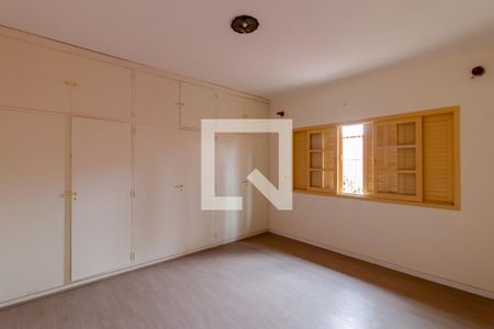 Casa para alugar com 300m², 3 quartos e sem vagaQuarto 2