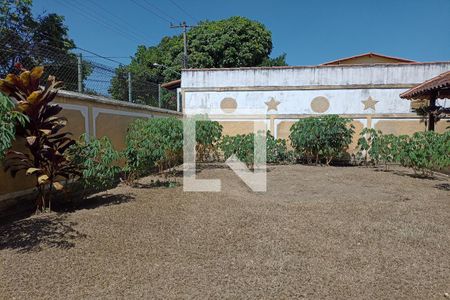Casa à venda com 680m², 8 quartos e 9 vagasQuintal
