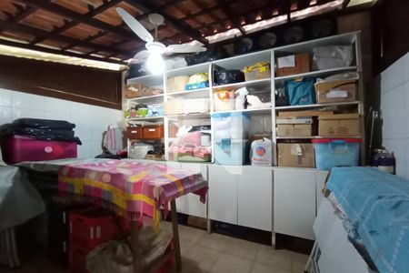 Casa à venda com 680m², 8 quartos e 9 vagasDeposito 