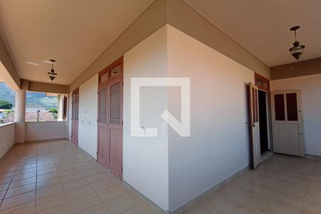 Casa à venda com 680m², 8 quartos e 9 vagasVaranda da Sala